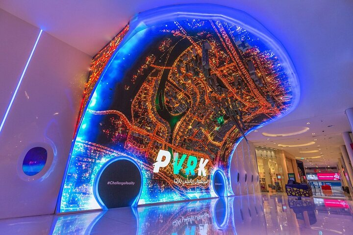 Burj Khalifa + PLAY Dubai ( VR Park) Experience at Dubai Mall