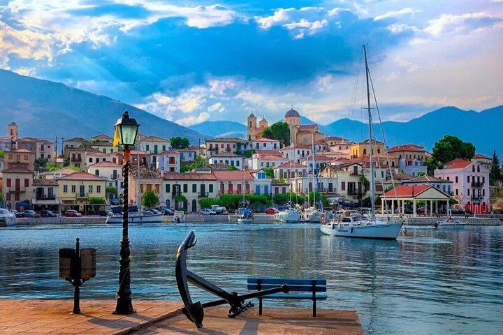 Delphi, Itea, Galaxidi full day private tour from Athens