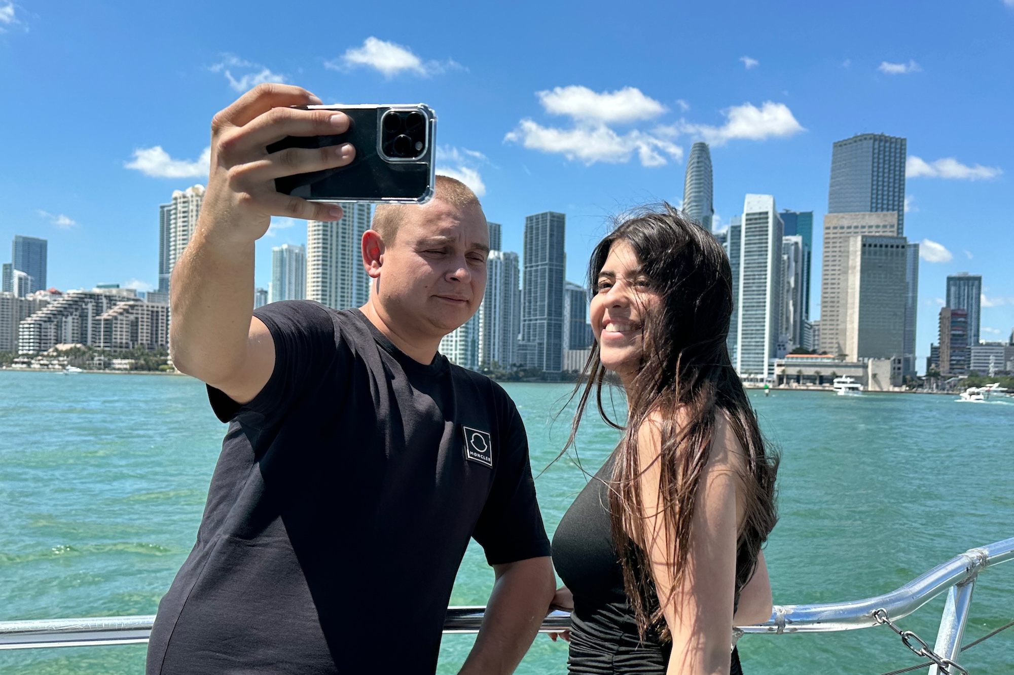 Miami Skyline Cruise of South Beach Millionaire Homes & Venetian Islands