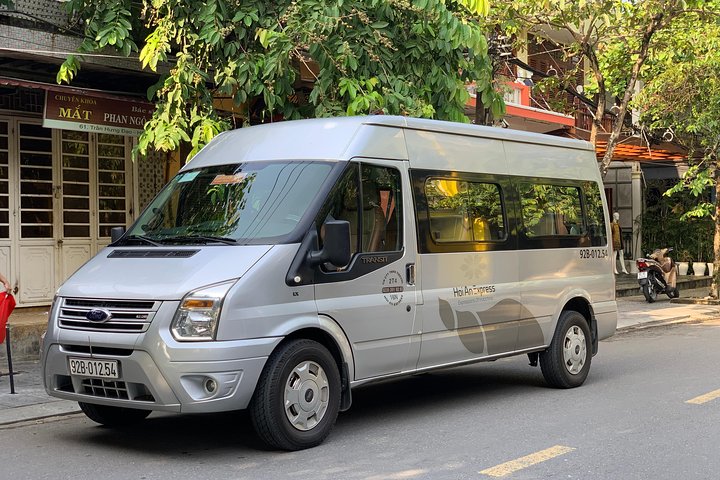 Private Transfer: DA NANG AIRPORT/ CITY CENTER – HUE CITY CENTER (ONE-WAY)