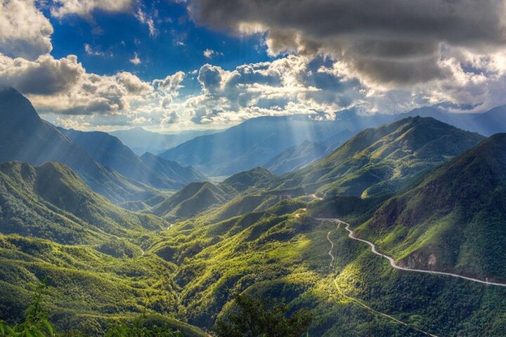 Sapa Highlights Motorbike 1-Day Tour With Local-Guide, Easy-Rider
