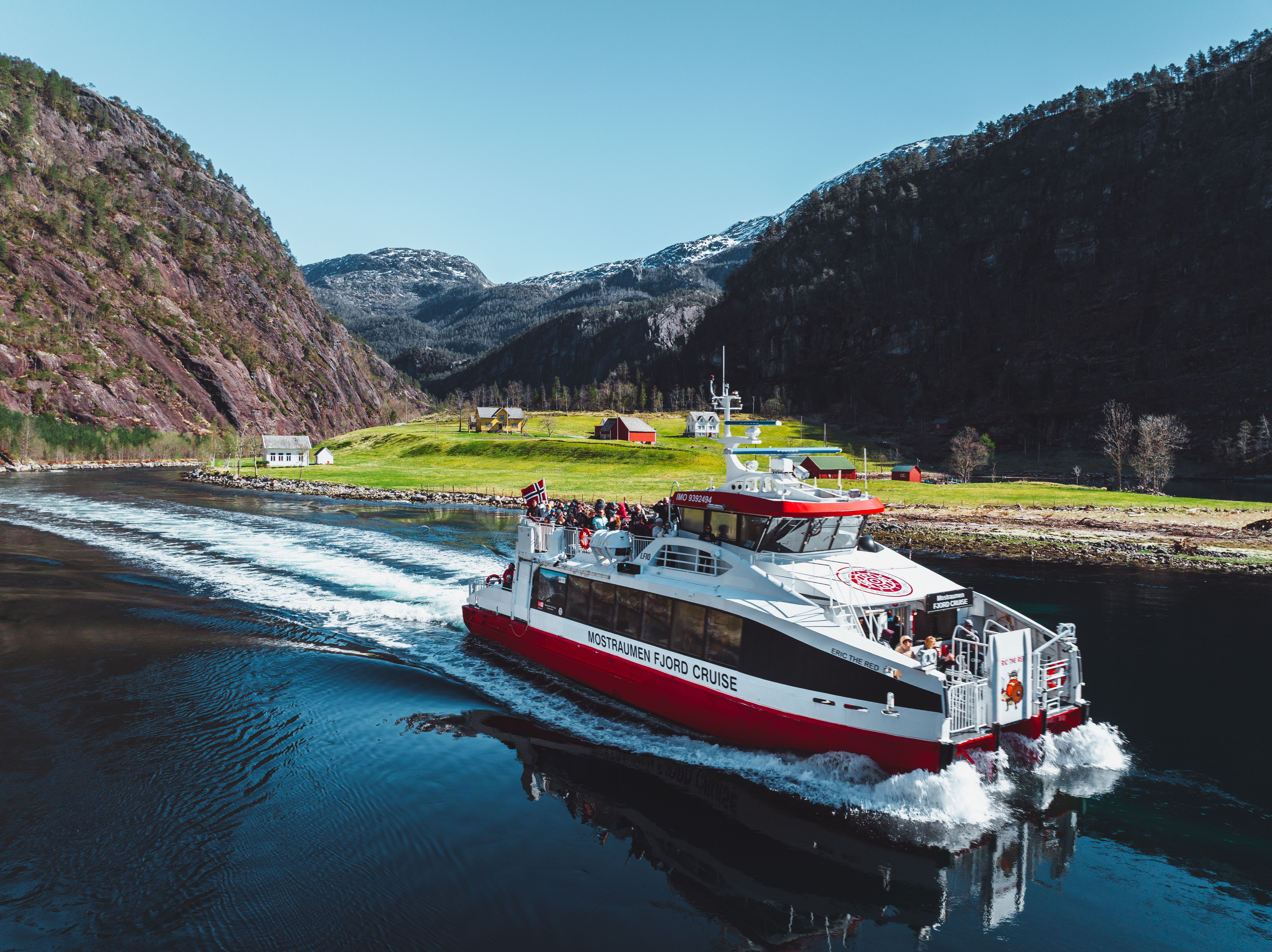 Mostraumen Fjord Cruise – Operated & Guided by Locals