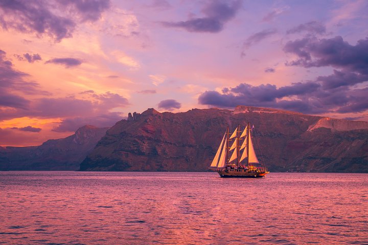 Santorini Volcano Sunset Cruise with Dinner Santorini Volcano Sunset Cruise with Dinner