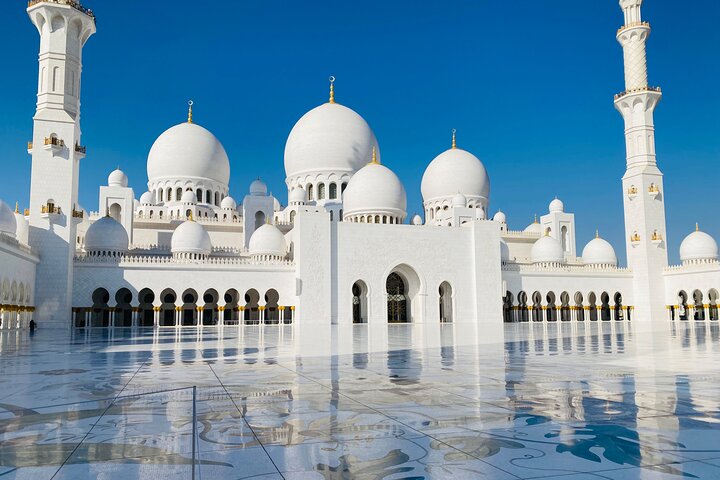 Abu Dhabi Half Day City Tour Sharing Experience