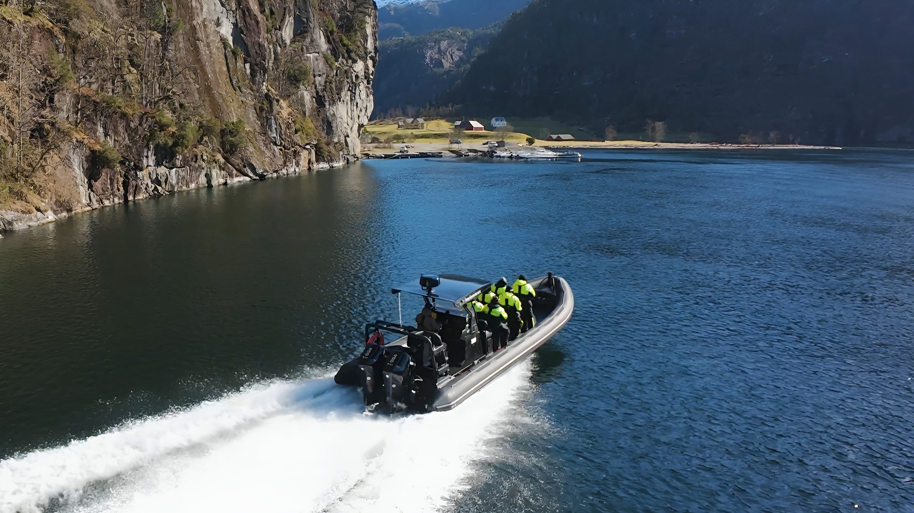 Mostraumen Fjord Safari - by Premium RIB Boat Mostraumen Fjord Safari – by Premium RIB Boat