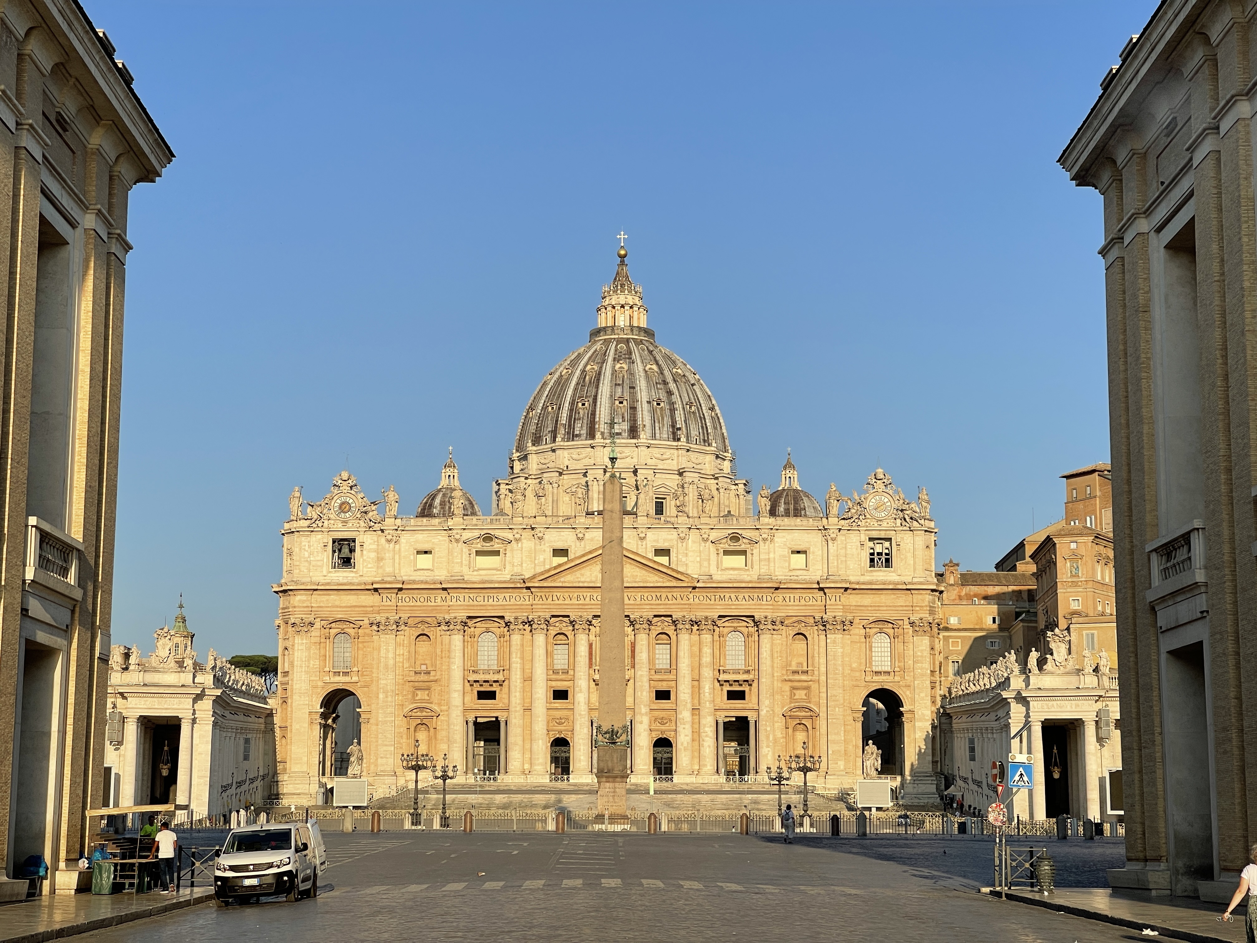 Private Golf Cart Tour + St. Peter’s Basilica Priority Entry & Tour