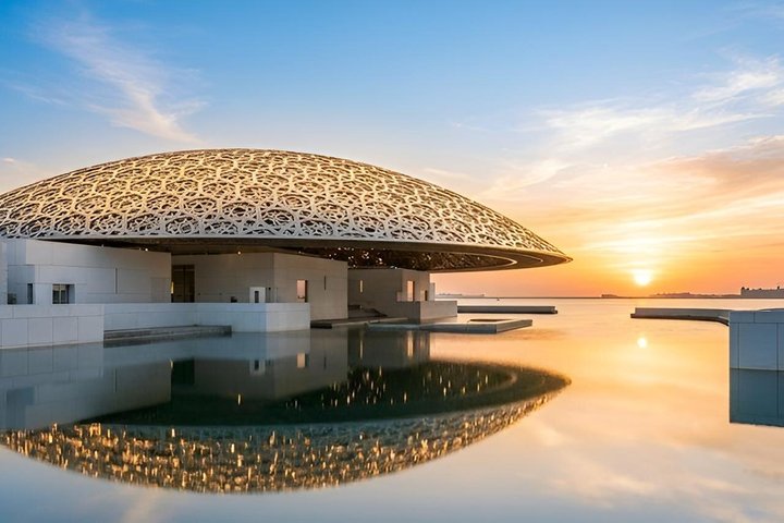 Private – Half Day with Louvre and Qasr Al Watan