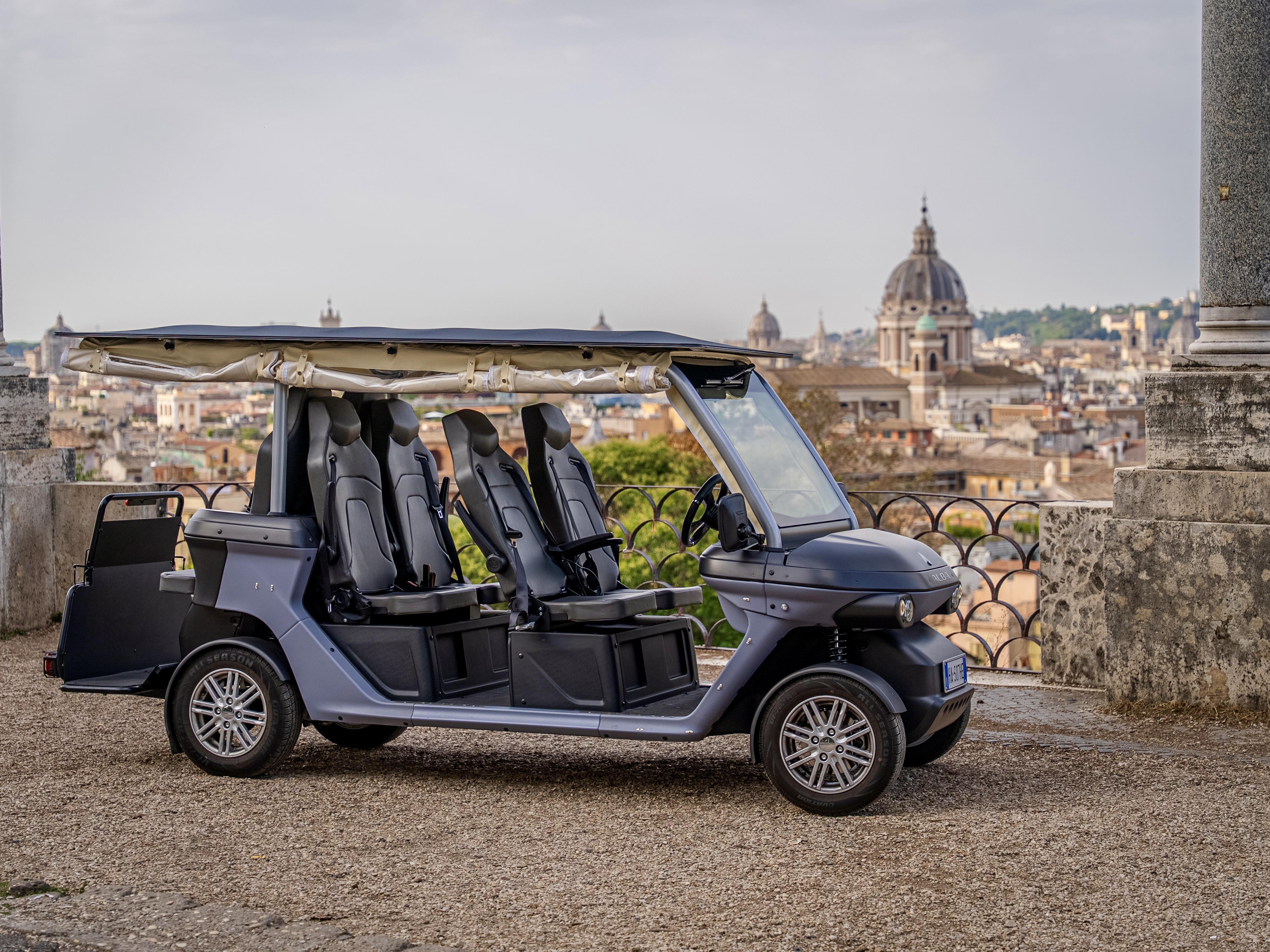 Colosseum Priority Entry, Catacombs & Private Golf Cart Tour of Rome