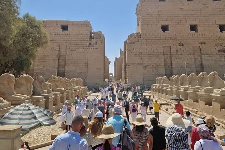 Private Full Day tour from Marsa Alam to Luxor
