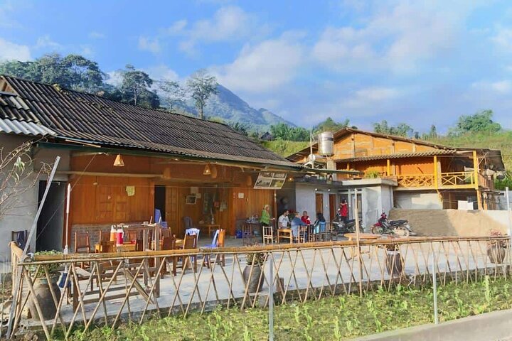 Hanoi to Sapa Trekking 2days Tour By Cabin Bus,Homestay Overnight Hanoi to Sapa Trekking 2days Tour By Cabin Bus,Homestay Overnight