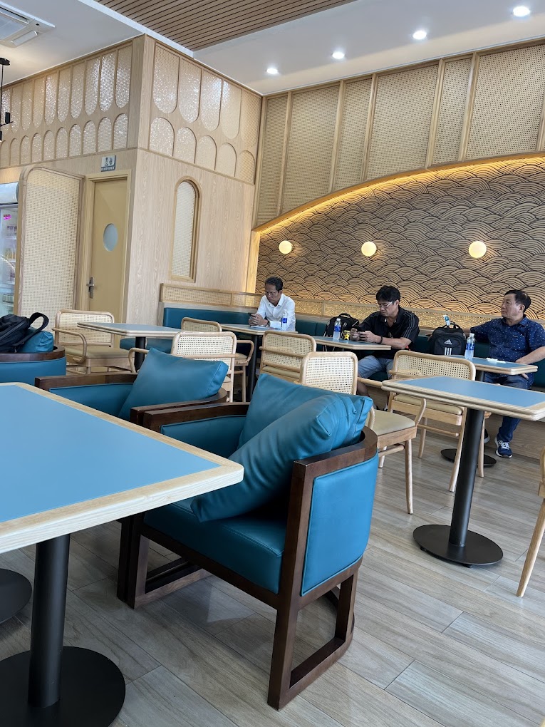 AIRPORT LOUNGE - DOM - CON DAO AIRPORT AIRPORT LOUNGE – DOM – CON DAO AIRPORT