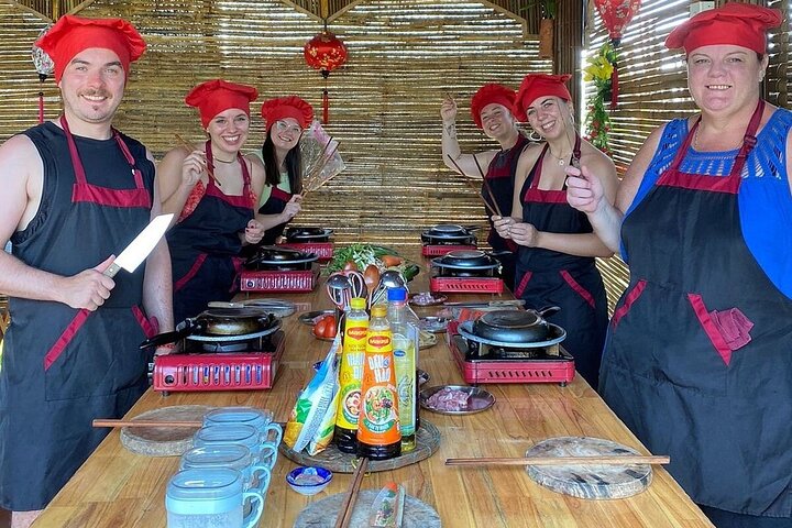 Green Hoi An Market, Farming, Cooking Class, Foot Massage Tour