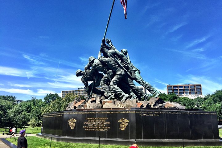 Washington DC City Guided Tour in Private Luxury Vehicle Washington DC City Guided Tour in Private Luxury Vehicle