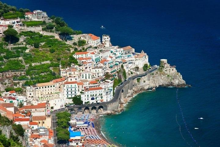 Sorrento, Positano and Pompei Private Tour with Lunch Sorrento, Positano and Pompei Private Tour with Lunch