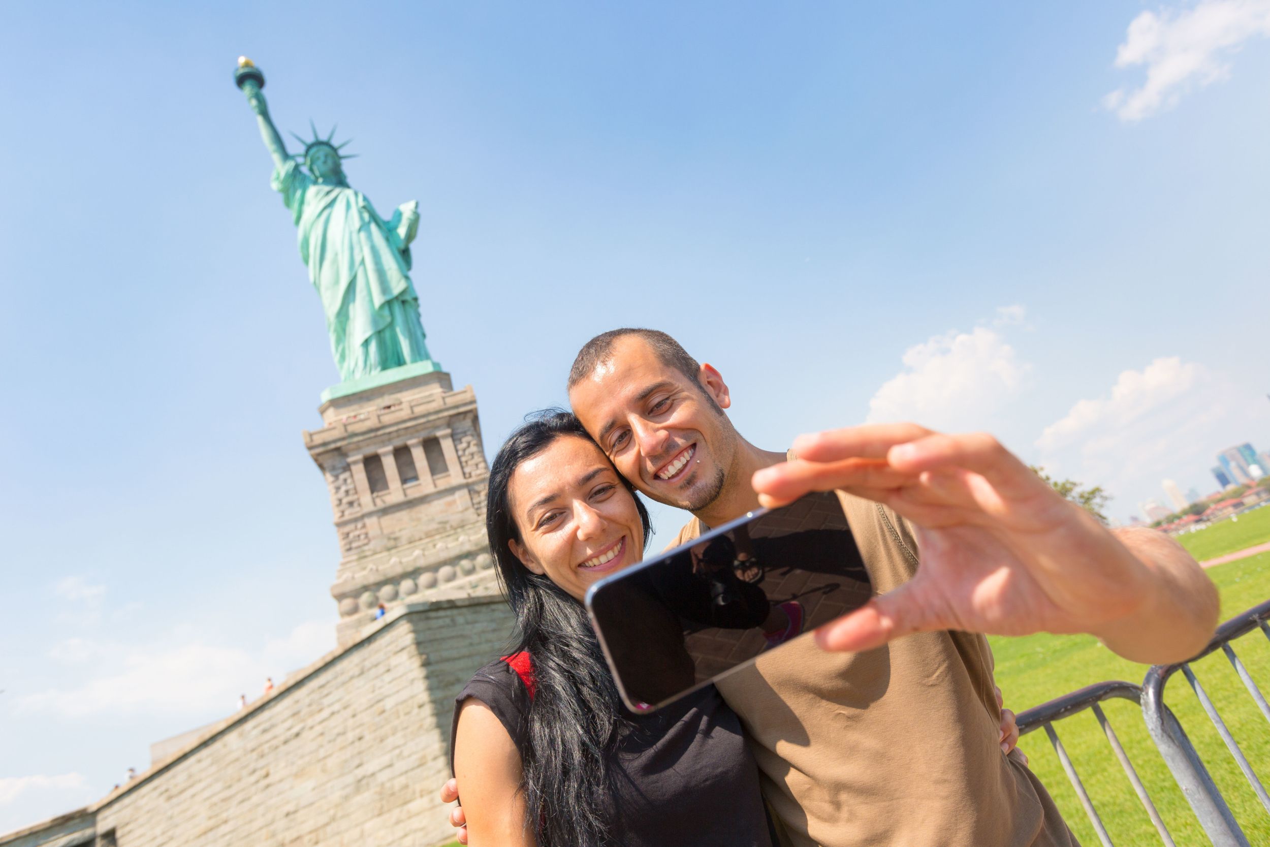 Statue of Liberty & Ellis Island Pre-Ferry Tour with Priority Boarding (Cut-off 1 Hour)