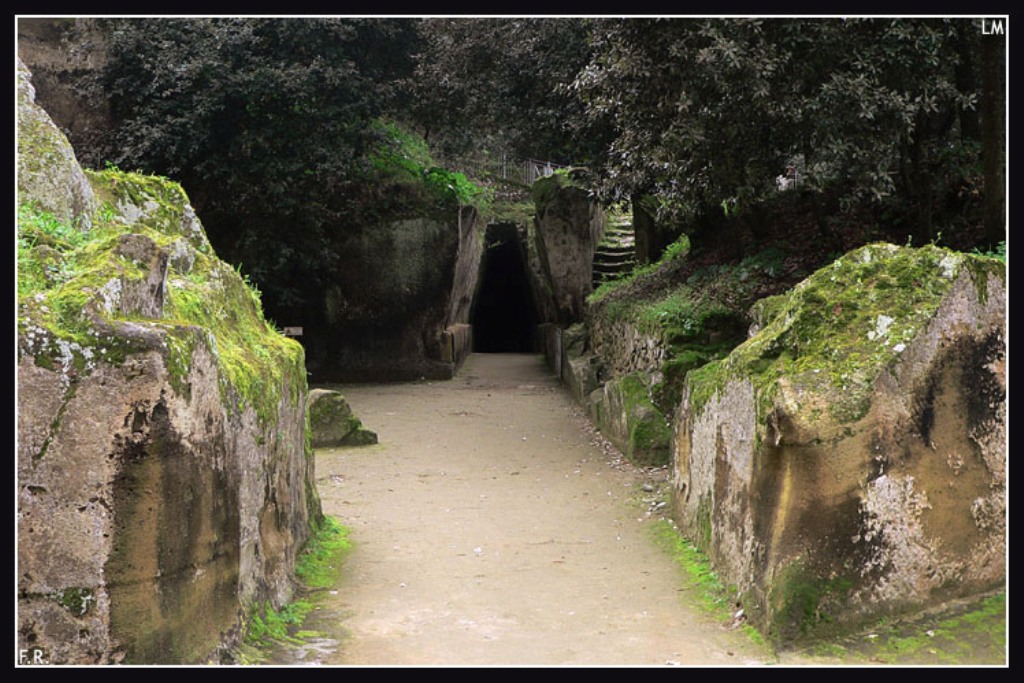 Private Tour from Naples to Phlegrean Fields, Pozzuoli, and Cuma
