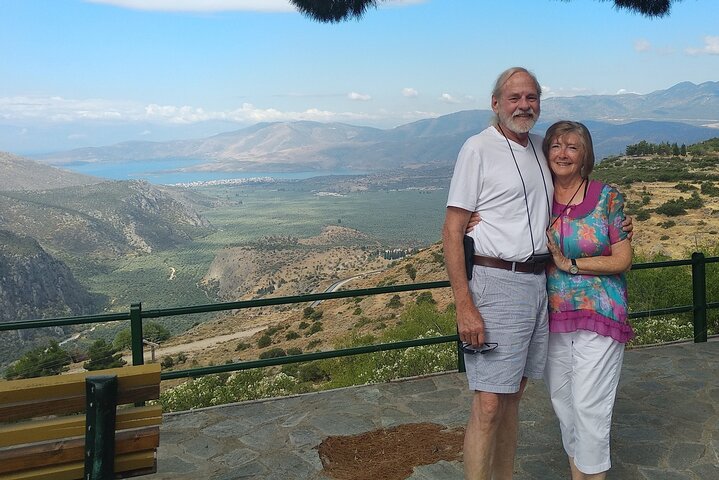Private Athens to Meteora Clifftop Monasteries Private Athens to Meteora Clifftop Monasteries