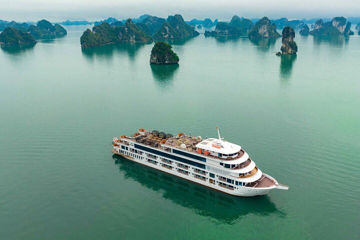 Ambassador 5 Star Cruise Top Halong Bay Day Tour from Hanoi