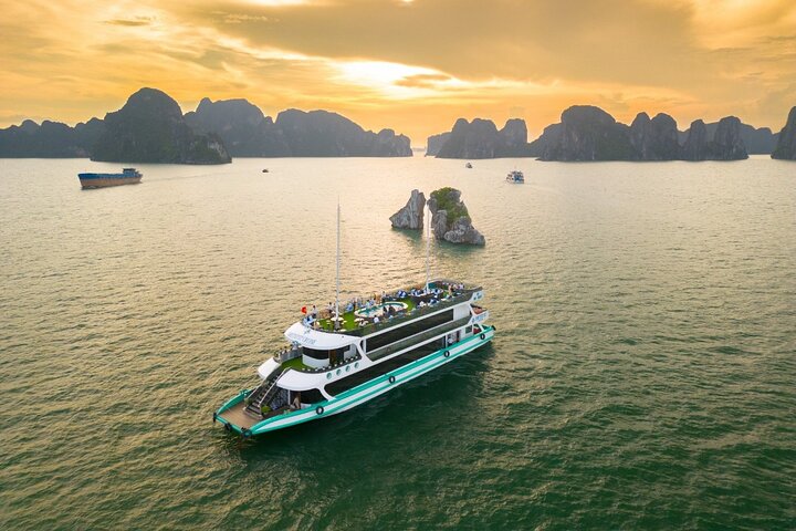AMETHYST DAY CRUISE - Most Luxury Day Tour from TUAN CHAU HARBOR AMETHYST DAY CRUISE – Most Luxury Day Tour from TUAN CHAU HARBOR