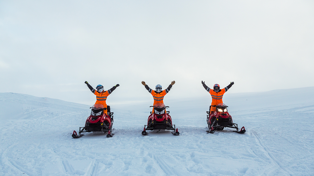 Into The Glacier - With Snowmobiling From Reykjavík Into The Glacier – With Snowmobiling From Reykjavík