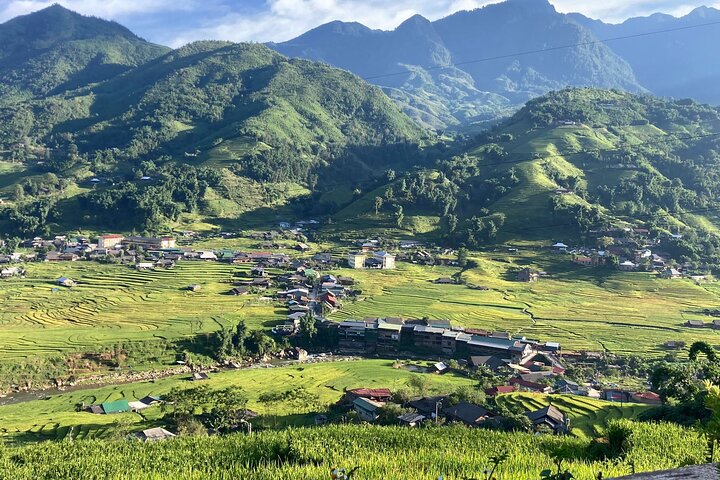Sapa Highlights Trek Breathtaking Terraces and Local Life