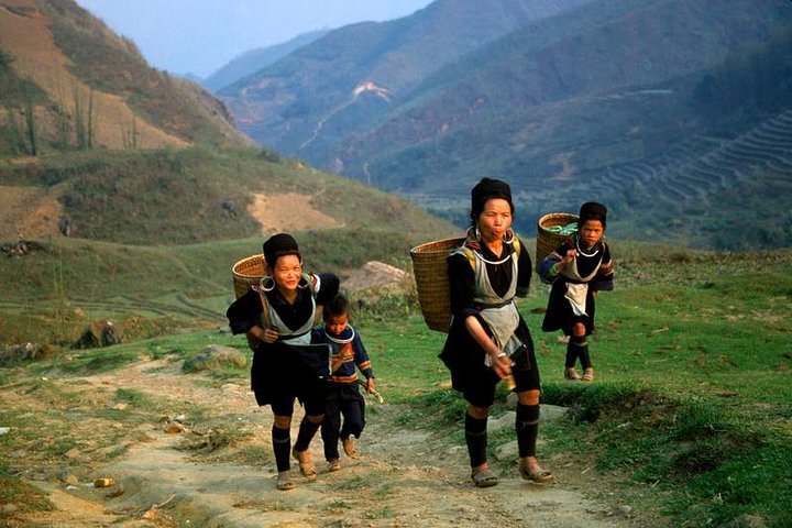 Hanoi- Sapa 2 Days 3 nights by Train