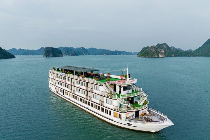 HaLong Bay 2D1N Tour with Amanda Premier Cruise from Hanoi