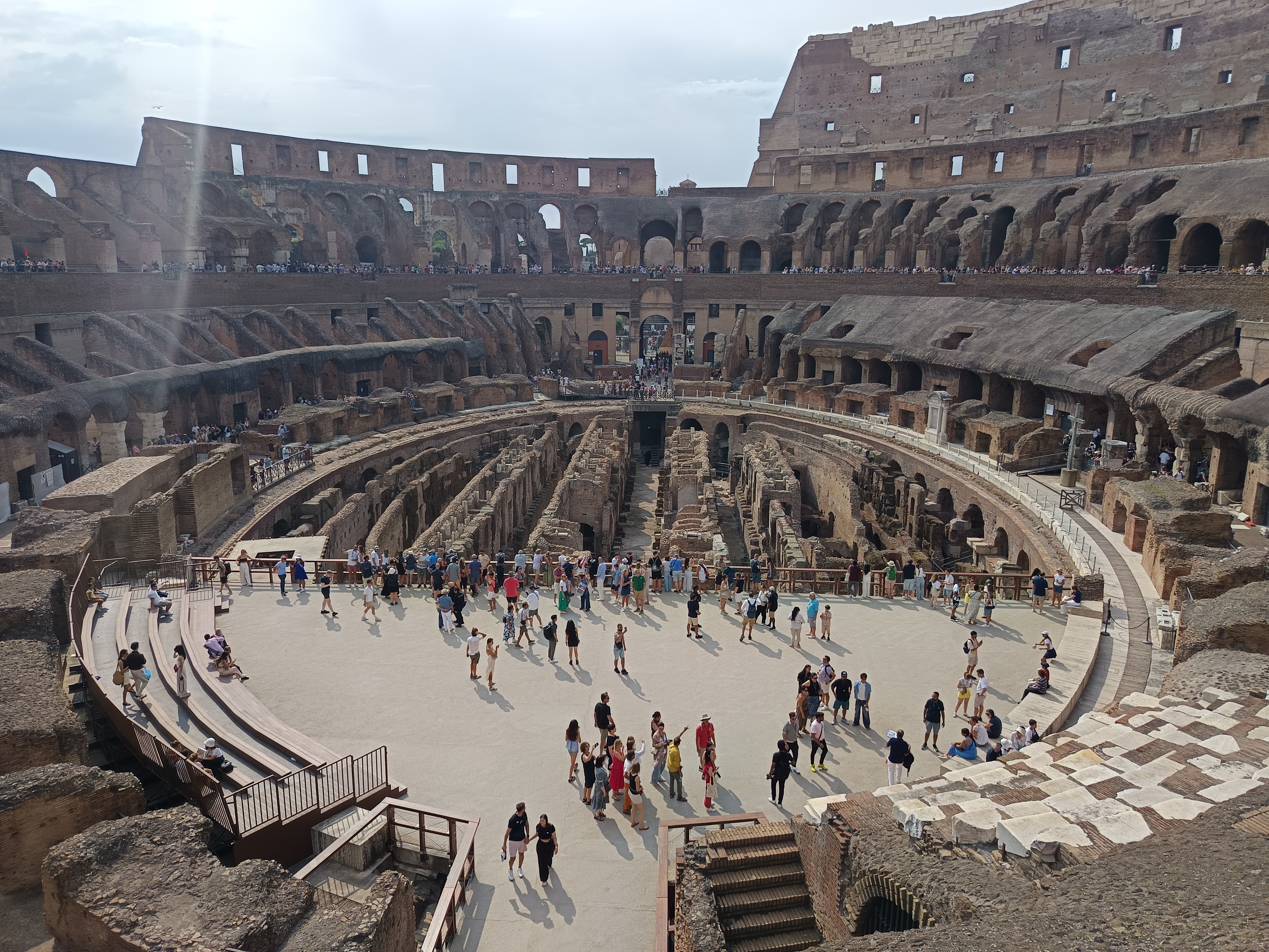 Coliseo, Foro y Palatino + Arena de gladiadores Coliseo, Foro y Palatino + Arena de gladiadores