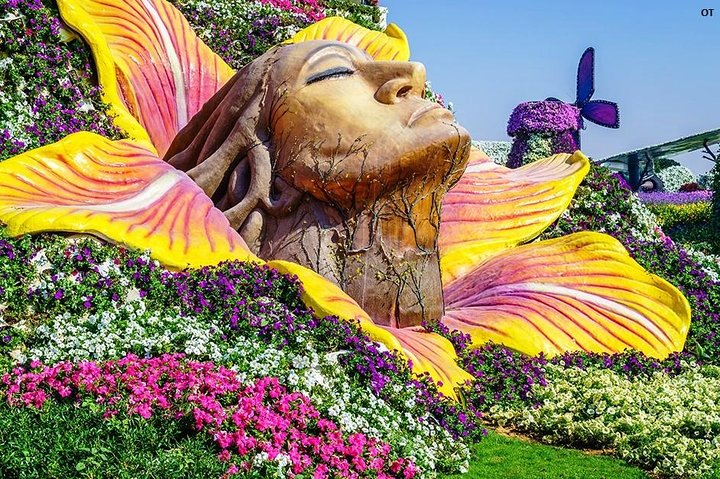 Private Tour: Miracle Garden, Butterfly Garden & Global Village