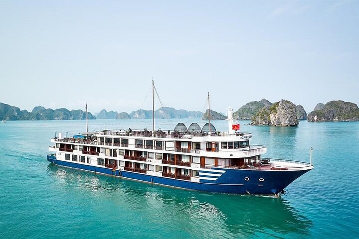 Lan Ha & Ha Long Bay 2D1N 5 Star Cruise with Balcony and Bathtub