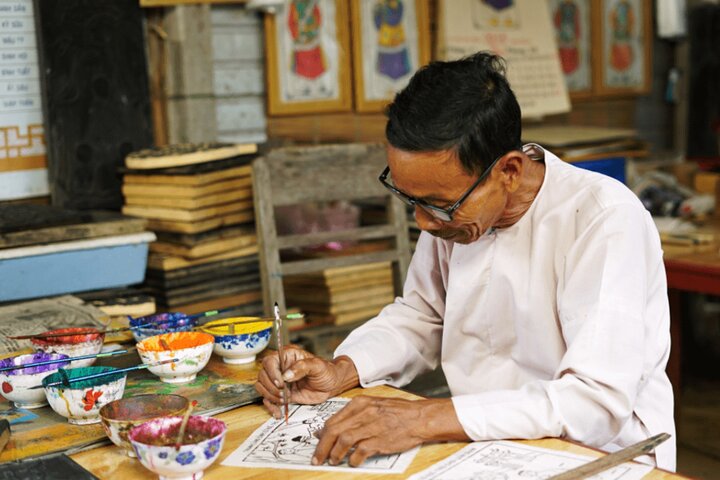 HUE ART AND CULTURAL TRADITIONS HALF-DAY TOUR