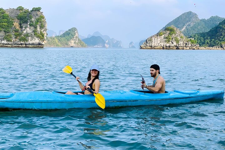 Private Canoe from Halong: Explore the Hidden Gems of Lan Ha Bay