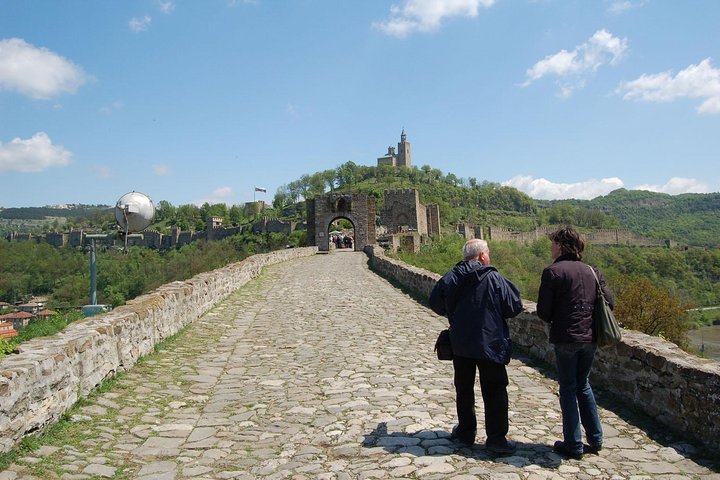 Veliko Tarnovo and Arbanassi 12 hrs Full Day Tour from Sofia