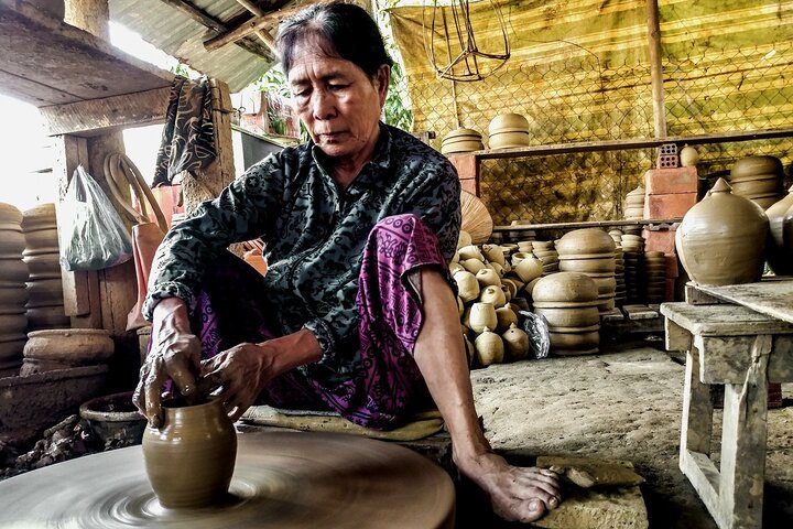 Entry Ticket: Boat trip to Pottery & Carpentry Village in 3 hours
