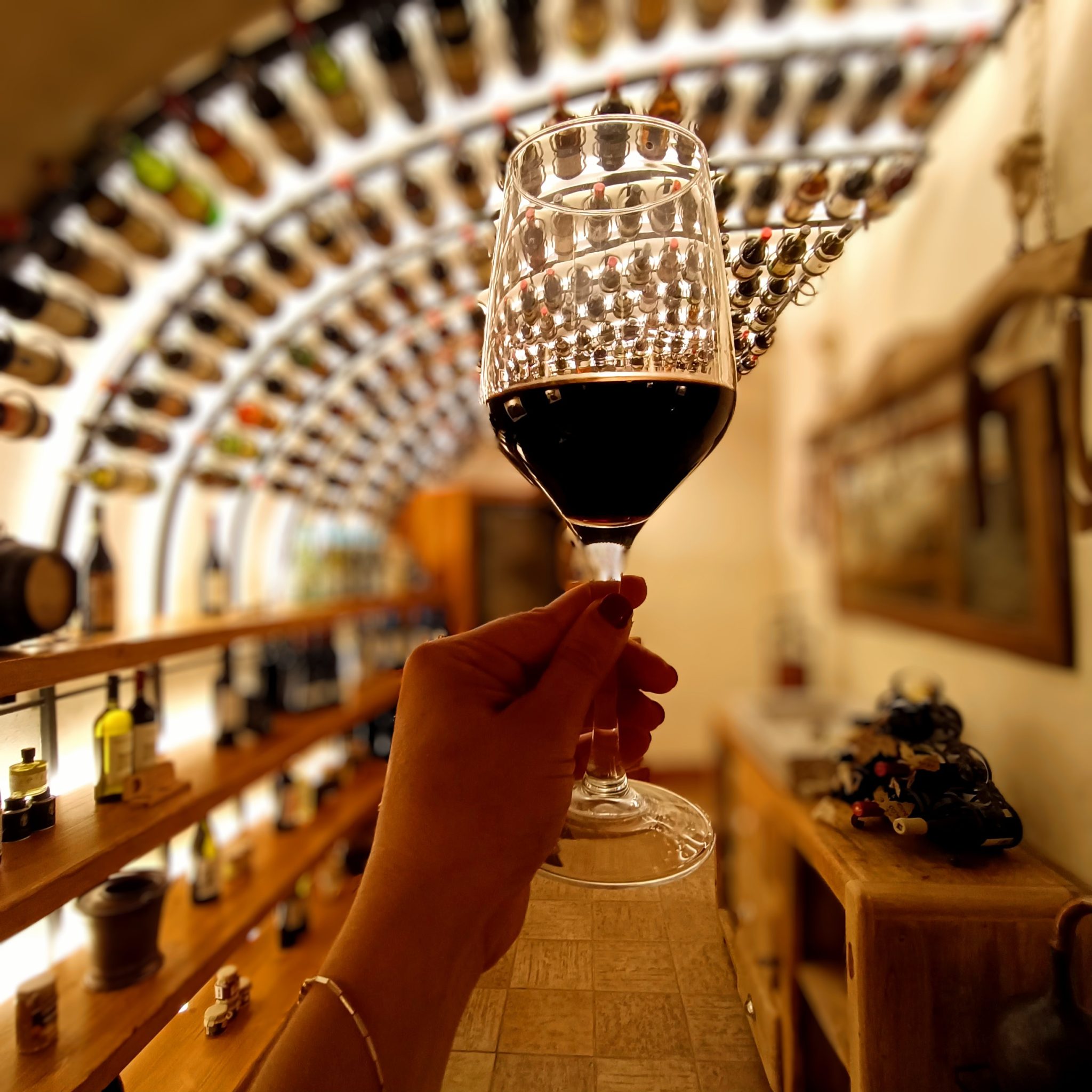 ROME CLASSIC FOOD TASTING WITH 4 WINES PAIRING