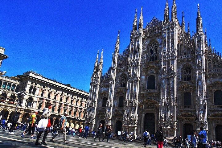 Milan: Discover the last supper with a walking tour of the city
