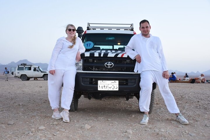 Stargazing And Jeep Safari With Dinner And Show In Hurghada