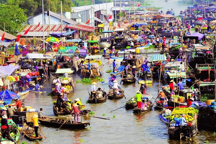 Cu Chi Tunnels and Mekong Delta Adventure Excursion 1Day Tour