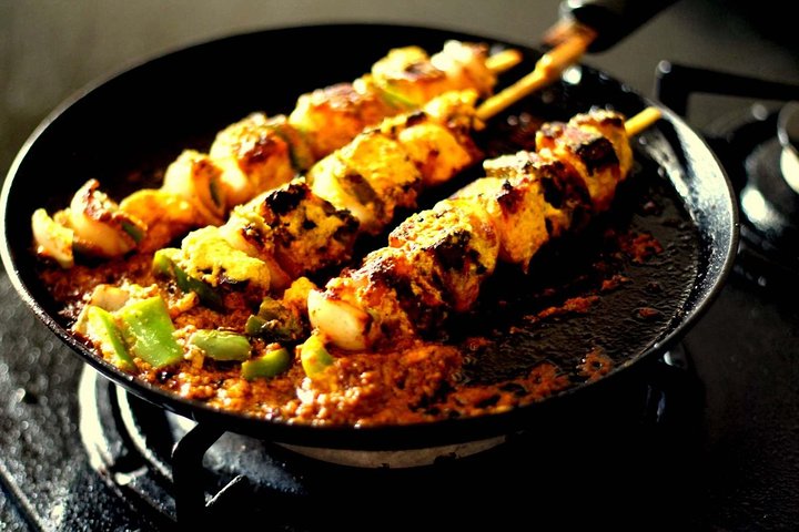 Private Half-Day Old Delhi Traditional Food Tour