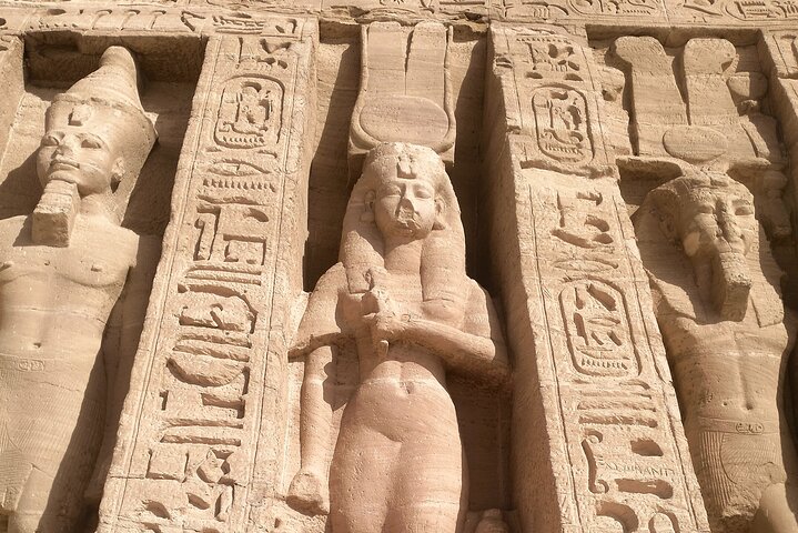Guided Day Trip to the Magnificent Abu Simbel Temples