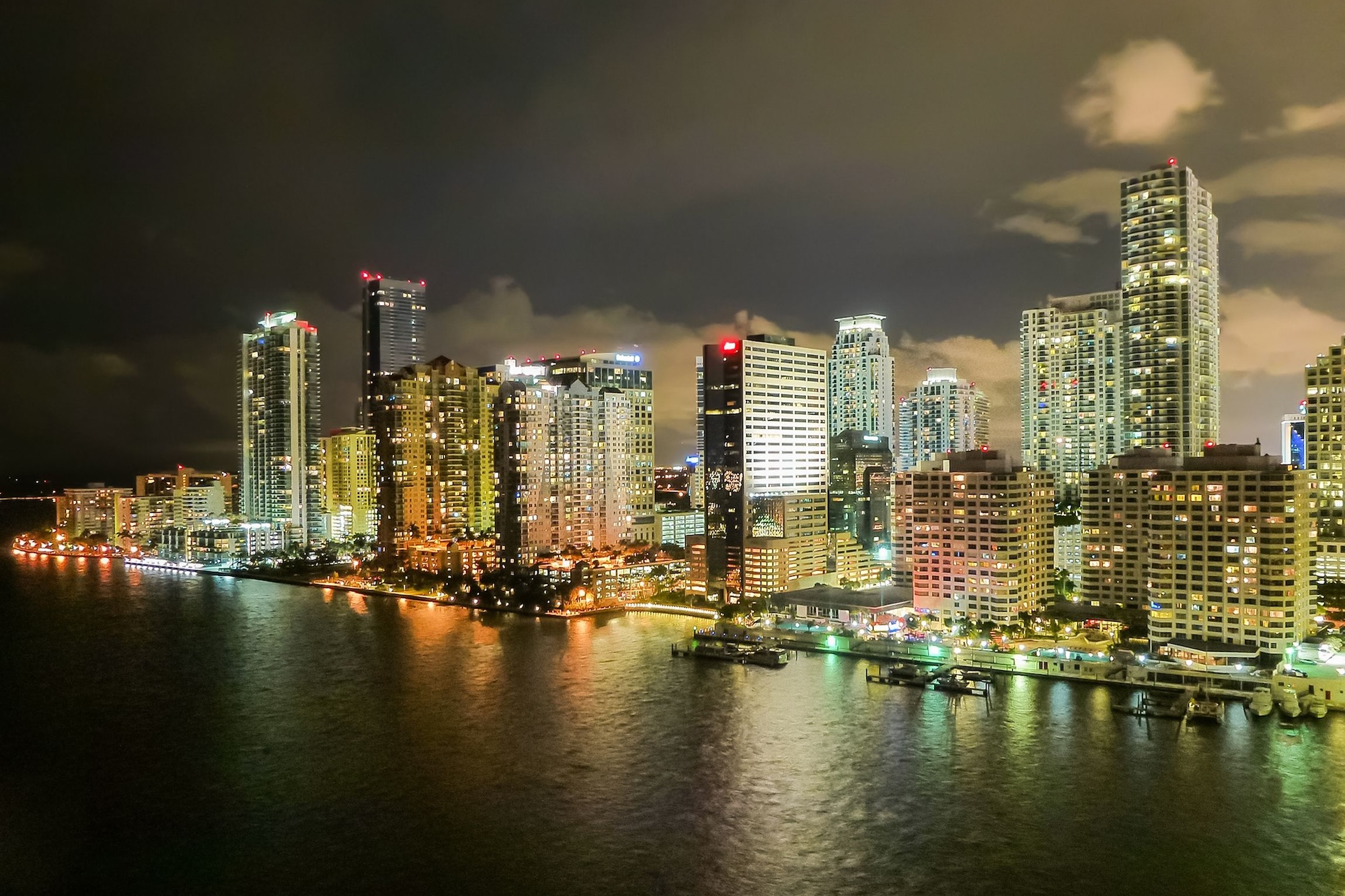 Miami Evening Cruise of Biscayne Bay & Millionaires’ Homes
