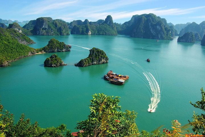 HA LONG BAY HALF-DAY DREAM CRUISE