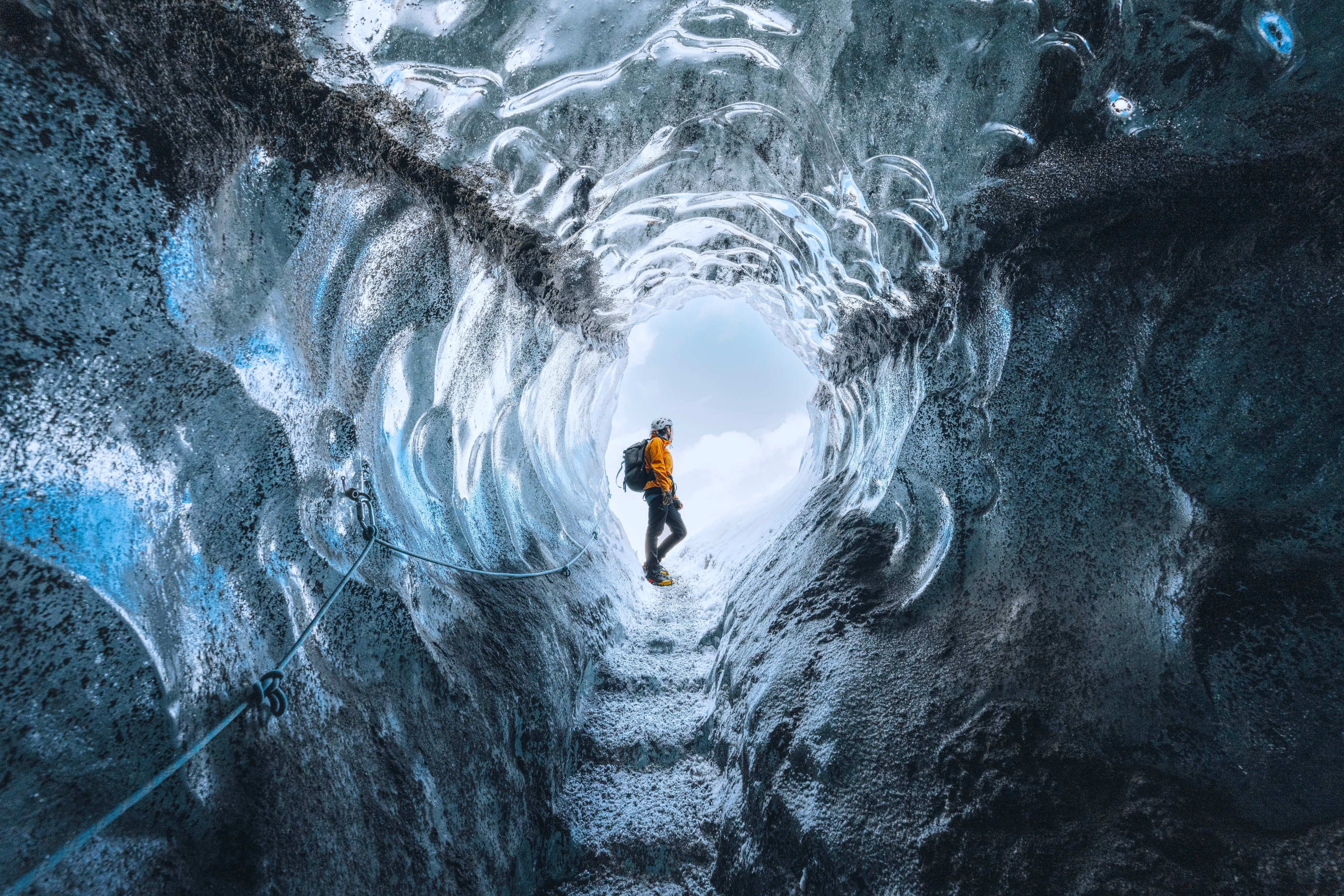 Skaftafell Blue Ice Cave & Glacier Hike Tour Skaftafell Blue Ice Cave & Glacier Hike Tour