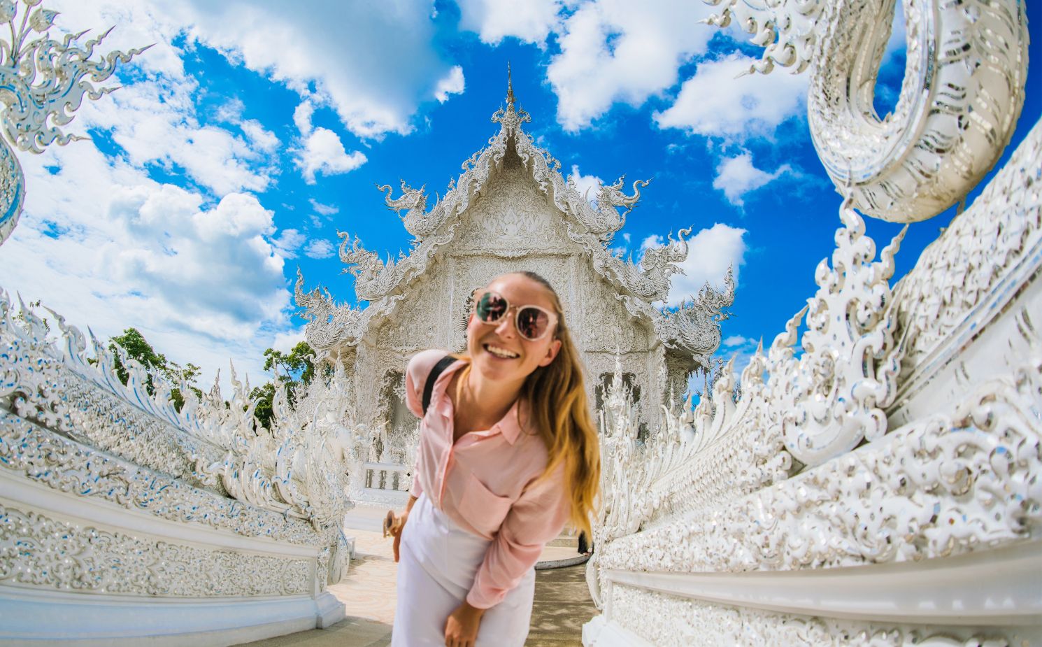 Chiang Rai White Temple, Blue Temple and Hill Tribe Village Tour