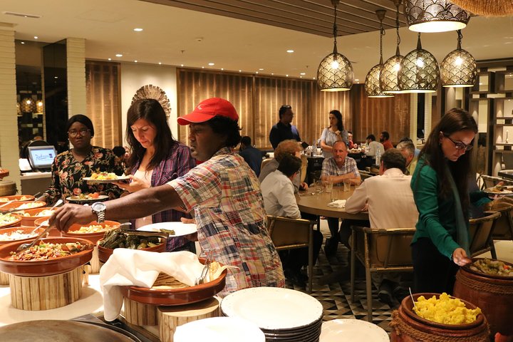 Middle Eastern Food Trail – Oriental Culinary Experience Dubai