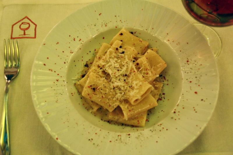 Luxury gourmet Dinner with paired wines with foodie guide