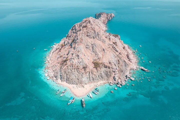 Suluada Boat Tour with Lunch and Round Transfer from Antalya Suluada Boat Tour with Lunch and Round Transfer from Antalya