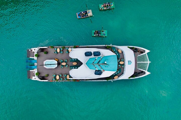The Halong Catamaran – Luxury Day Cruise With WaterSlide on Bay