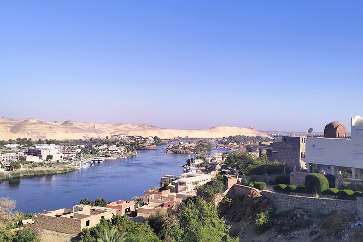 Private 8 Day Luxury Egypt Tour Pyramids Denderah and High Tea