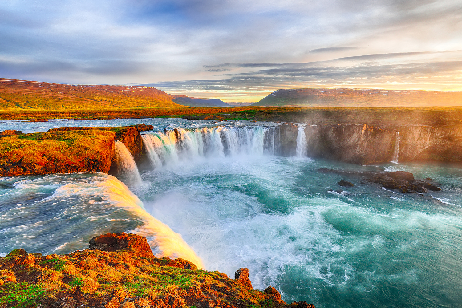 6 Day - Around Iceland Adventure - Standard Package 6 Day – Around Iceland Adventure – Standard Package